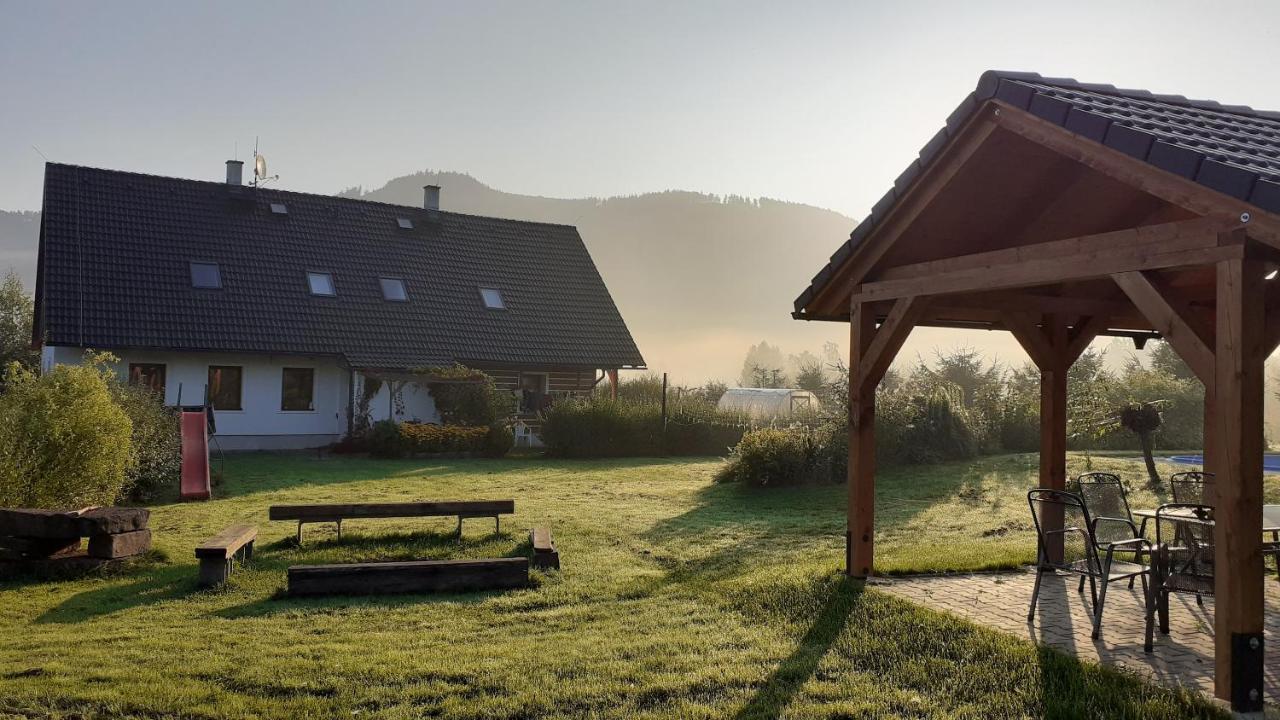 Apartman V Chaloupce Na Vrsku Bernartice  ภายนอก รูปภาพ